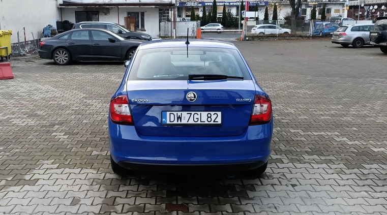 Skoda RAPID cena 31400 przebieg: 121000, rok produkcji 2018 z Wrocław małe 92